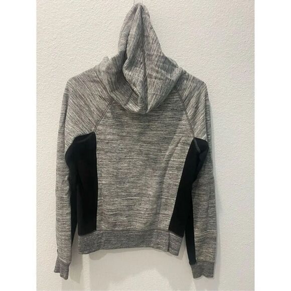 PINK Victoria’s Secret Gray Zip Up Hoodie Size Xs - Picture 4 of 5